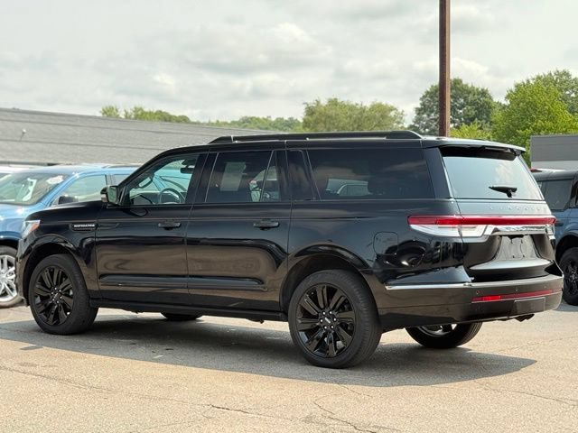 Used 2023 Lincoln Navigator L Reserve AWD/4WD image 42