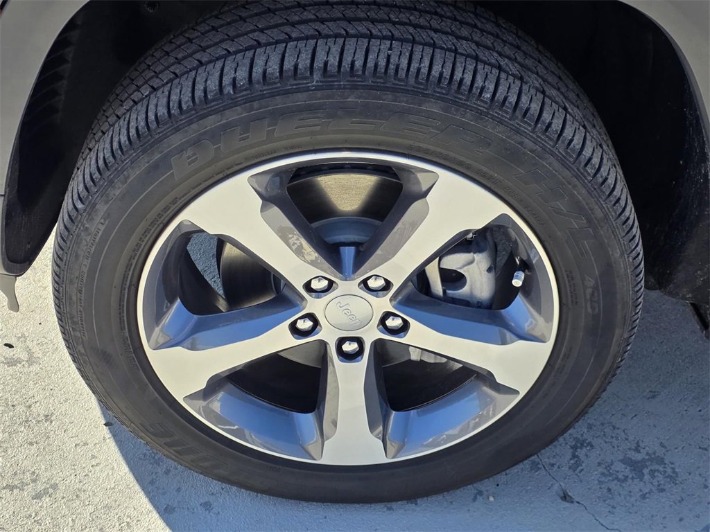 Used 2023 Jeep Grand Cherokee 4WD 4xe w/ Luxury Tech Group II image 53