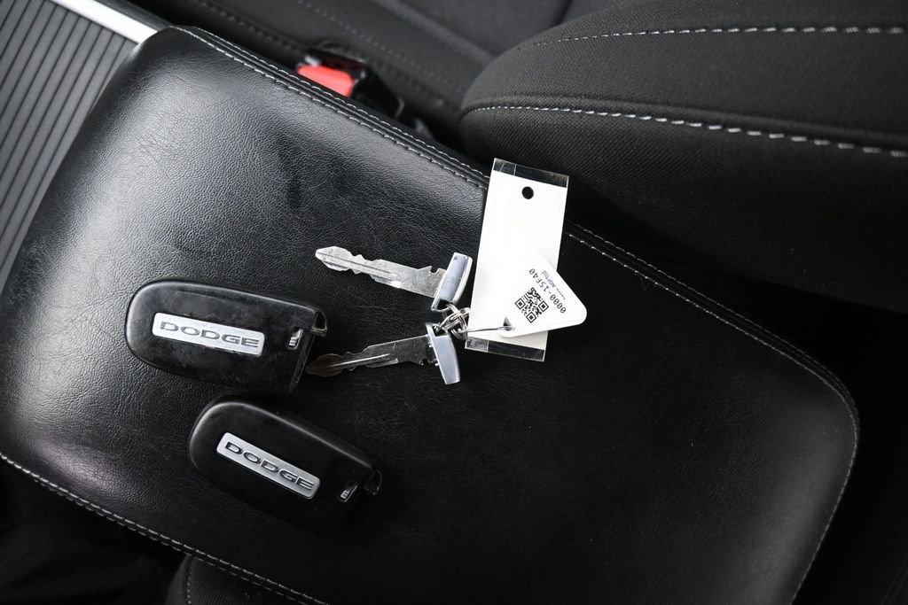 Used 2019 Dodge Charger SXT image 20