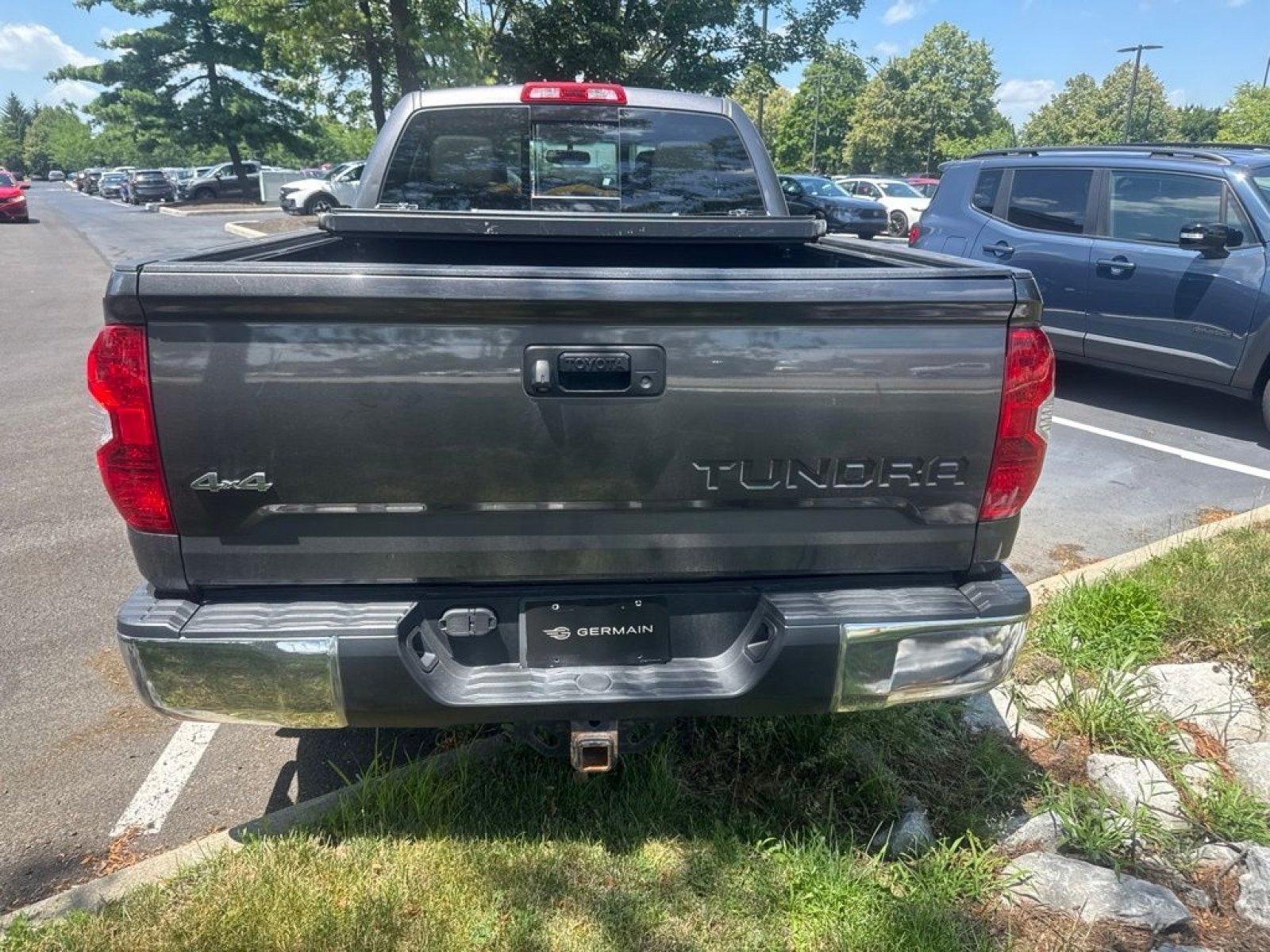 Used 2015 Toyota Tundra Limited AWD/4WD image 5