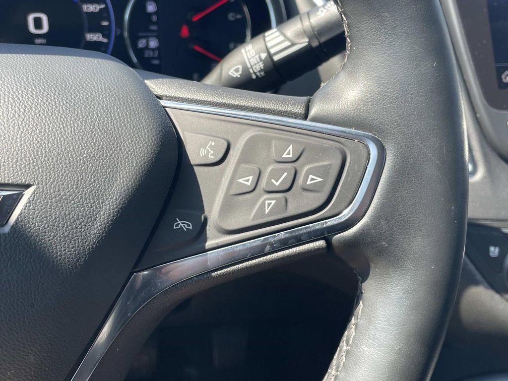 Used 2025 Chevrolet Malibu LT FWD image 28