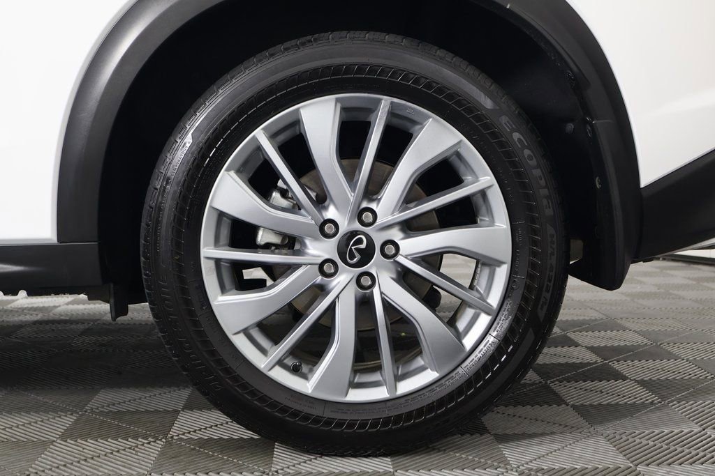 Used 2023 INFINITI QX50 Pure image 16
