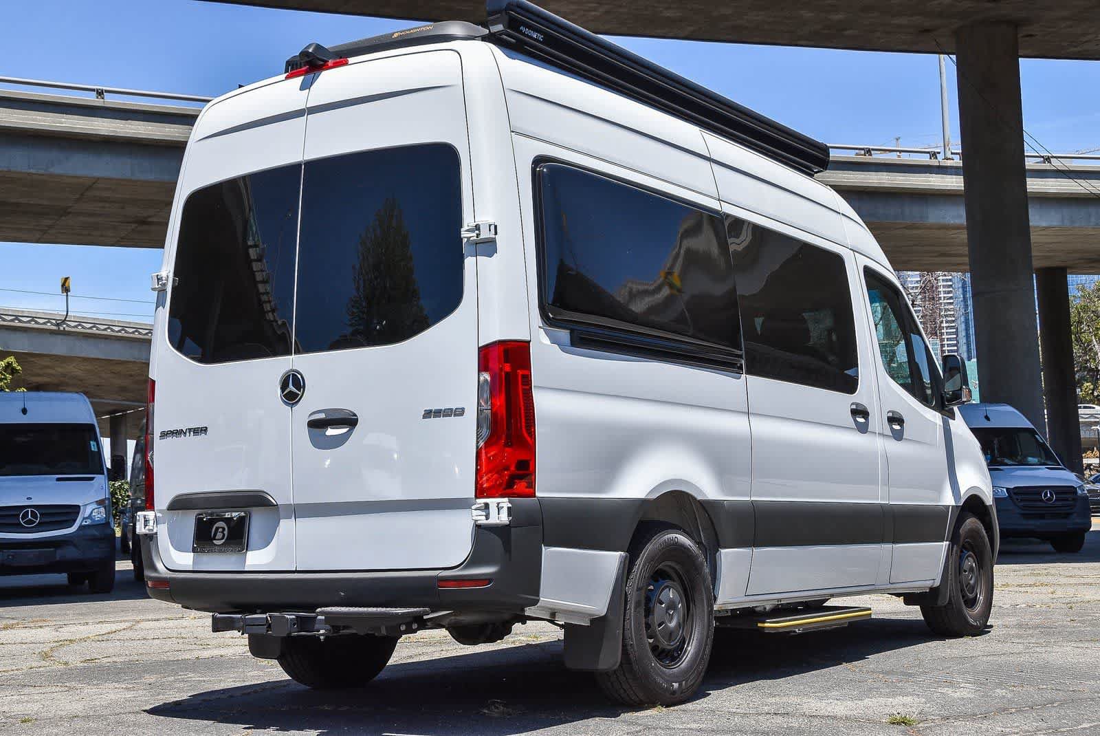 Used 2021 Mercedes-Benz Sprinter 2500 image 4
