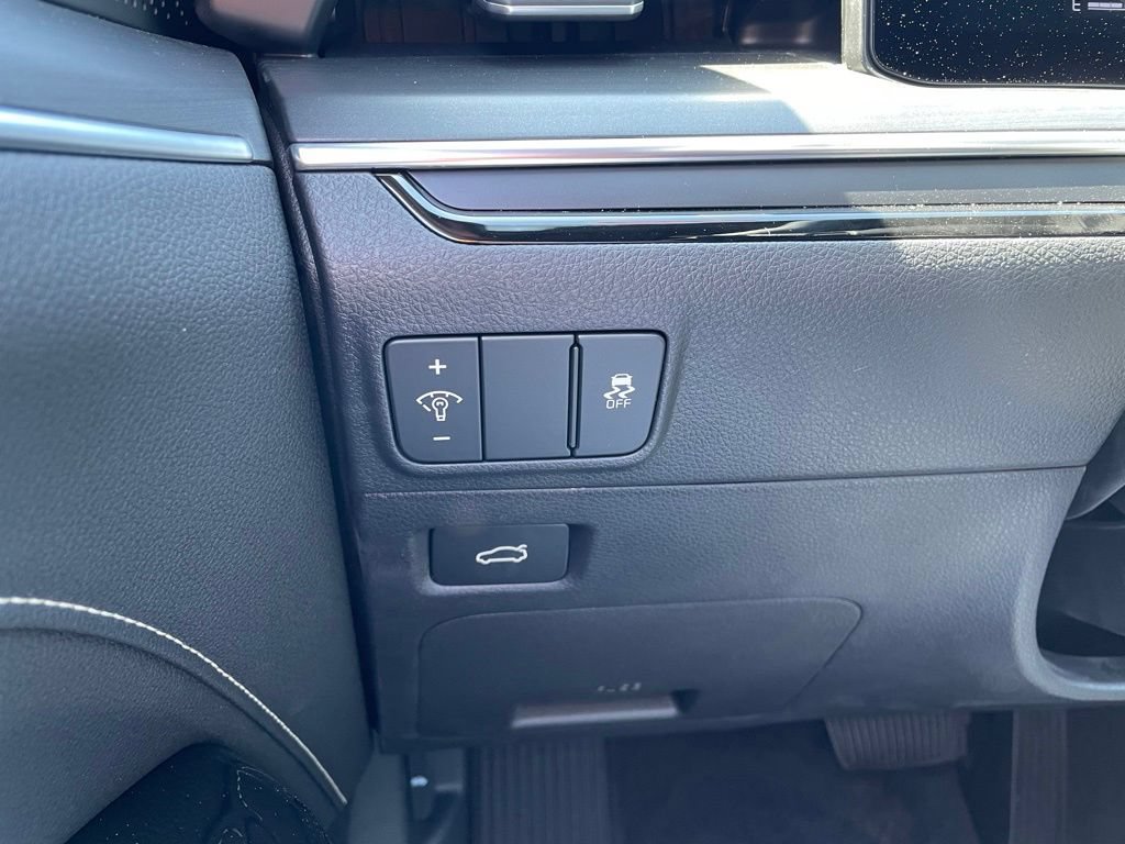 New 2026 Kia K5 GT-Line w/ GT-Line Premium Package AWD/4WD image 24