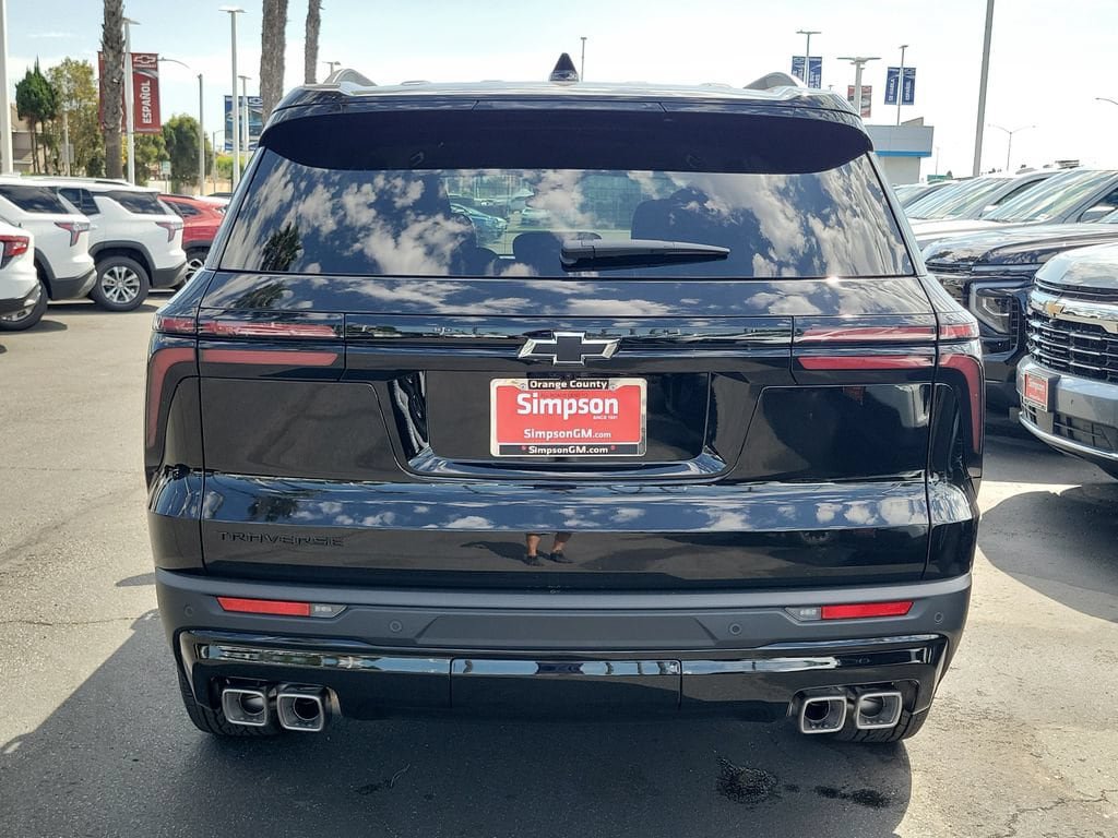 New 2027 Chevrolet Traverse LT w/ Midnight/Sport Edition FWD image 23