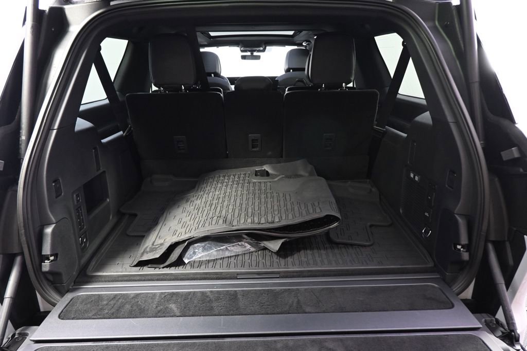 New 2025 Lincoln Navigator L Reserve w/ Jet Appearance Package image 19