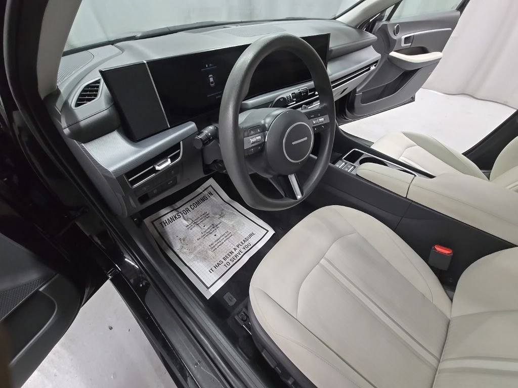 Used 2025 Hyundai Sonata SEL FWD image 14