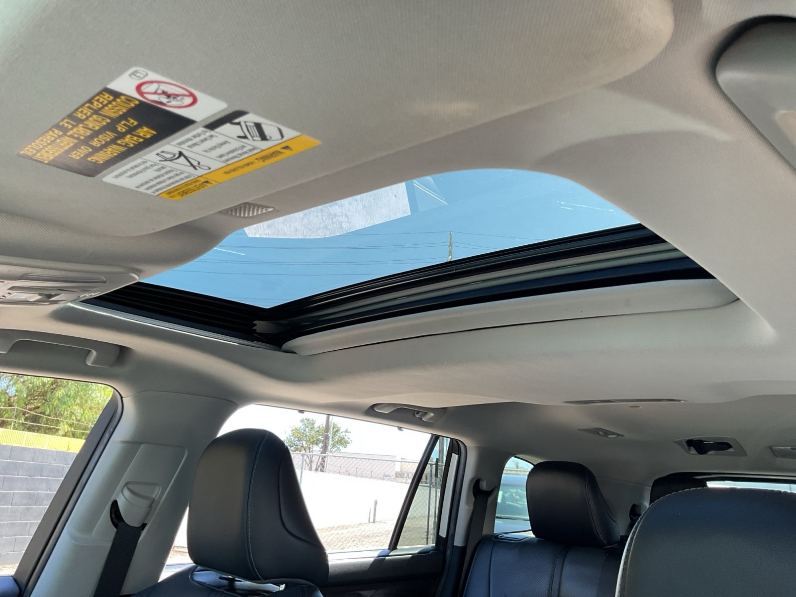 Used 2020 Toyota Highlander Limited FWD image 27