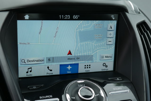 Used 2018 Ford Escape Titanium FWD image 3