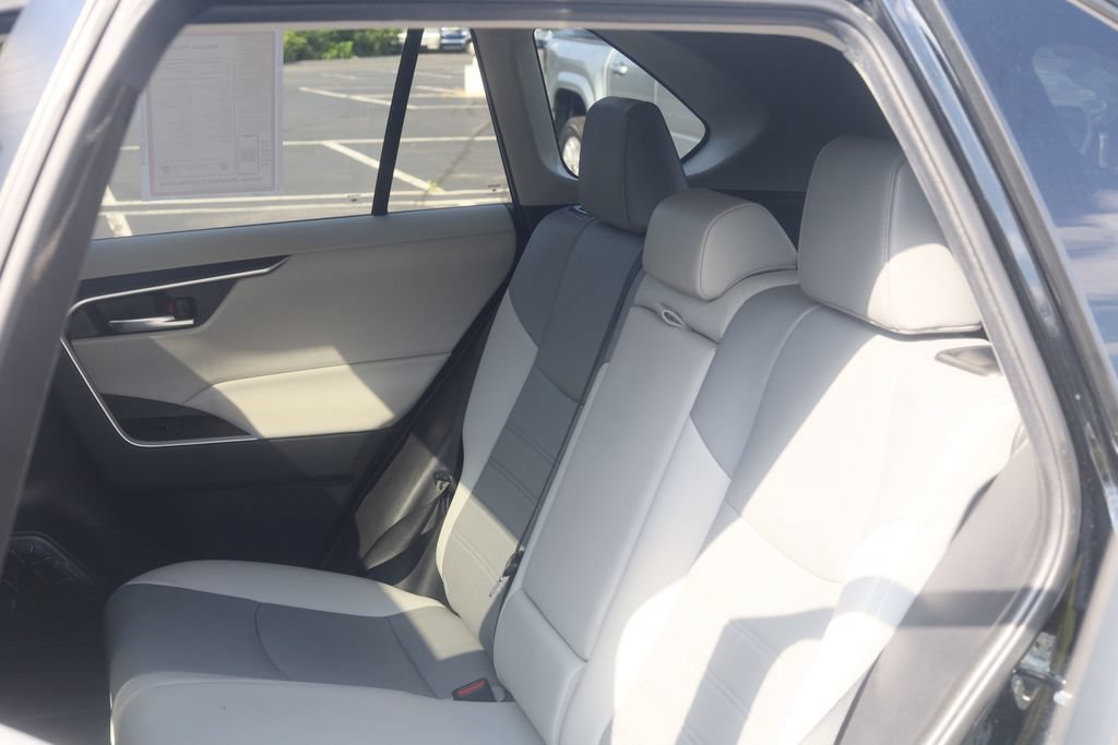 Certified 2019 Toyota RAV4 XLE Premium w/ Cold Weather Package AWD/4WD image 23