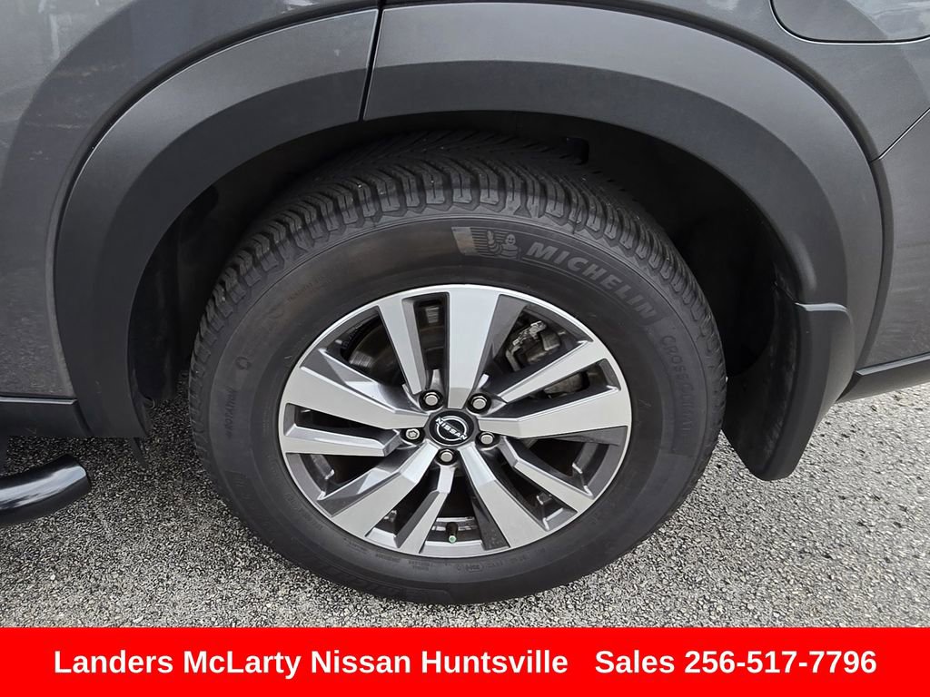 Used 2022 Nissan Pathfinder SL image 12