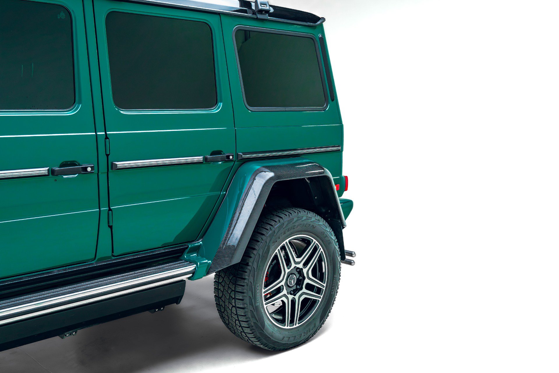 Used 2017 Mercedes-Benz G 550 Squared image 13