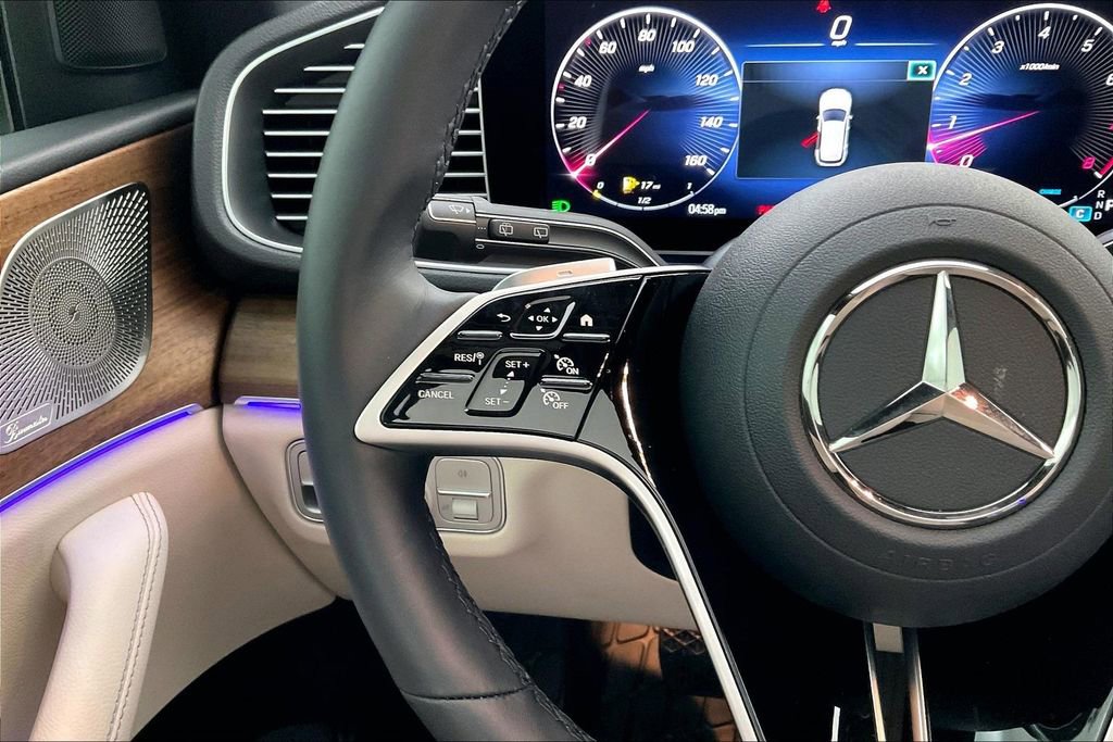 Used 2025 Mercedes-Benz GLE 580 4MATIC image 27