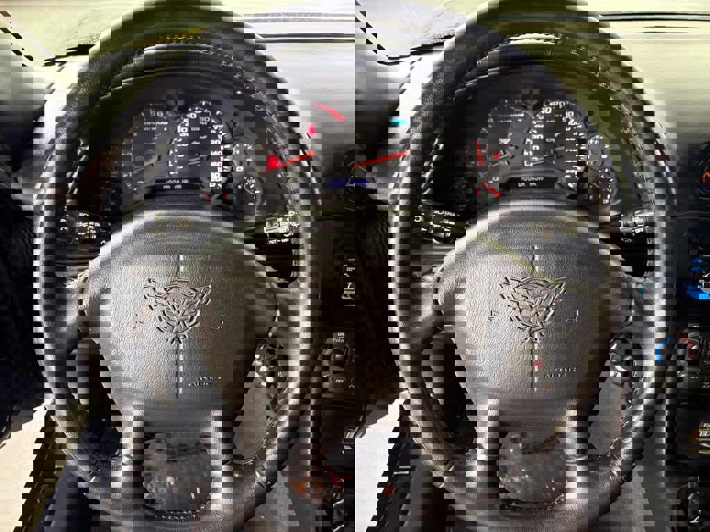 Used 2003 Chevrolet Corvette Convertible w/ Preferred Equipment Group1 image 21