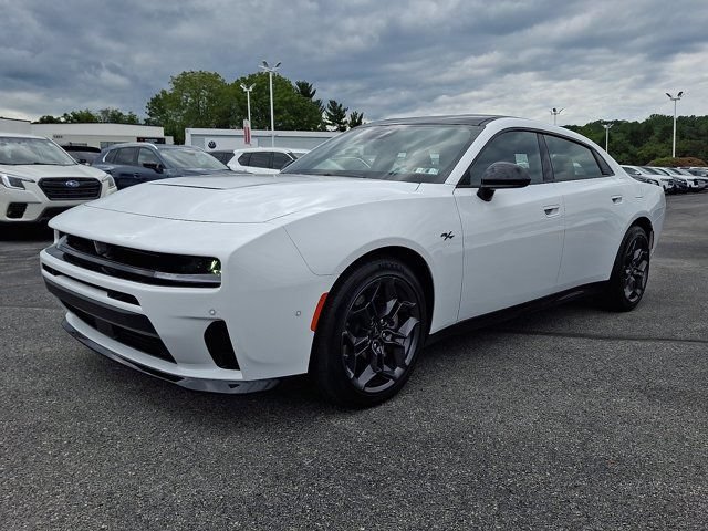 Used 2026 Dodge Charger R/T w/ Driver Convenience Group AWD/4WD image 3