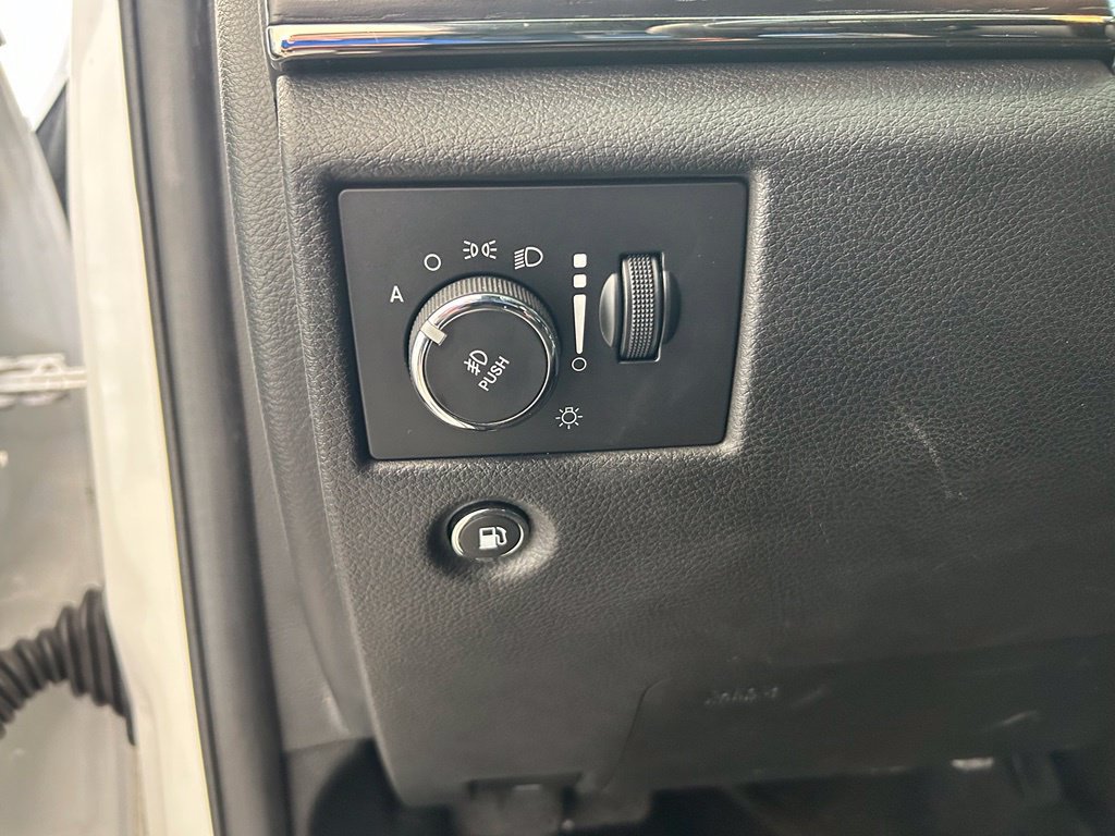Used 2018 Jeep Grand Cherokee High Altitude RWD image 49