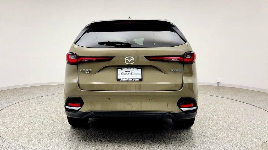 Used 2025 MAZDA CX-70 Plug-In Hybrid w/ Premium Pkg AWD/4WD image 6