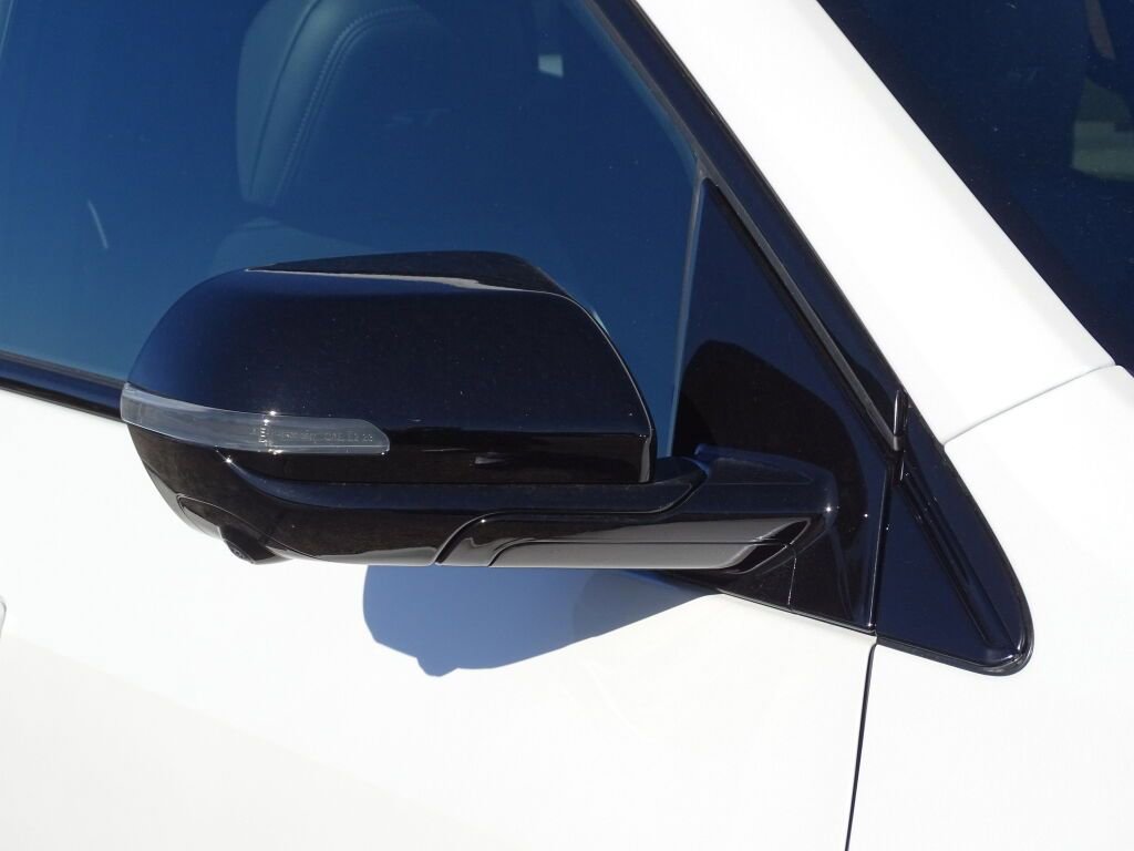 New 2025 Buick Enclave Sport Touring w/ Super Cruise Package image 6