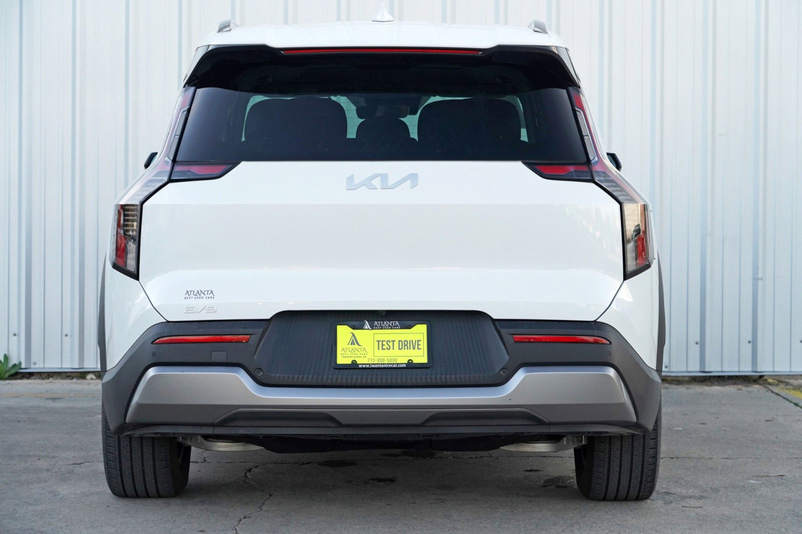 Used 2024 Kia EV9 Wind image 10