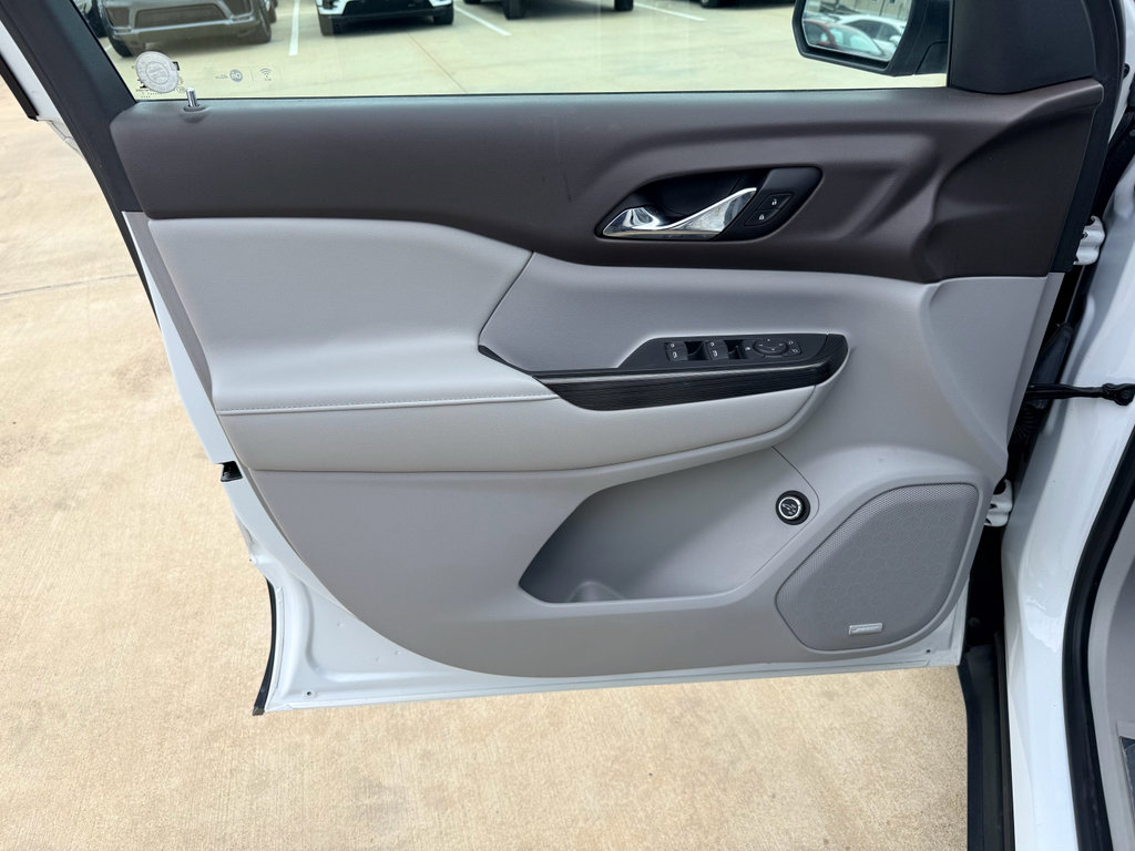 Used 2017 GMC Acadia SLT FWD image 8