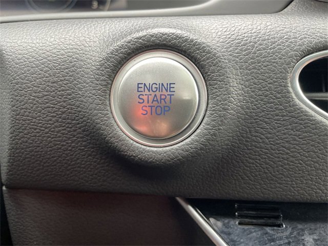 Used 2022 Hyundai Sonata Limited image 16