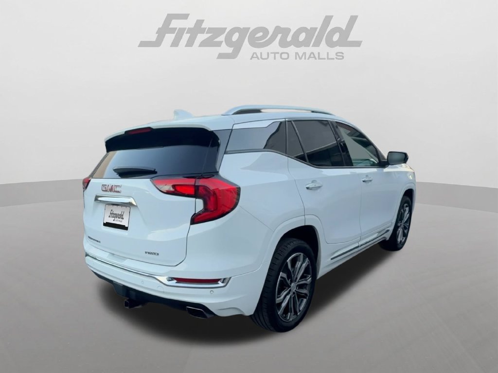 Used 2019 GMC Terrain Denali w/ Advanced Safety Package AWD/4WD image 7