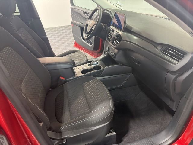 Used 2023 Ford Escape Active AWD/4WD image 30