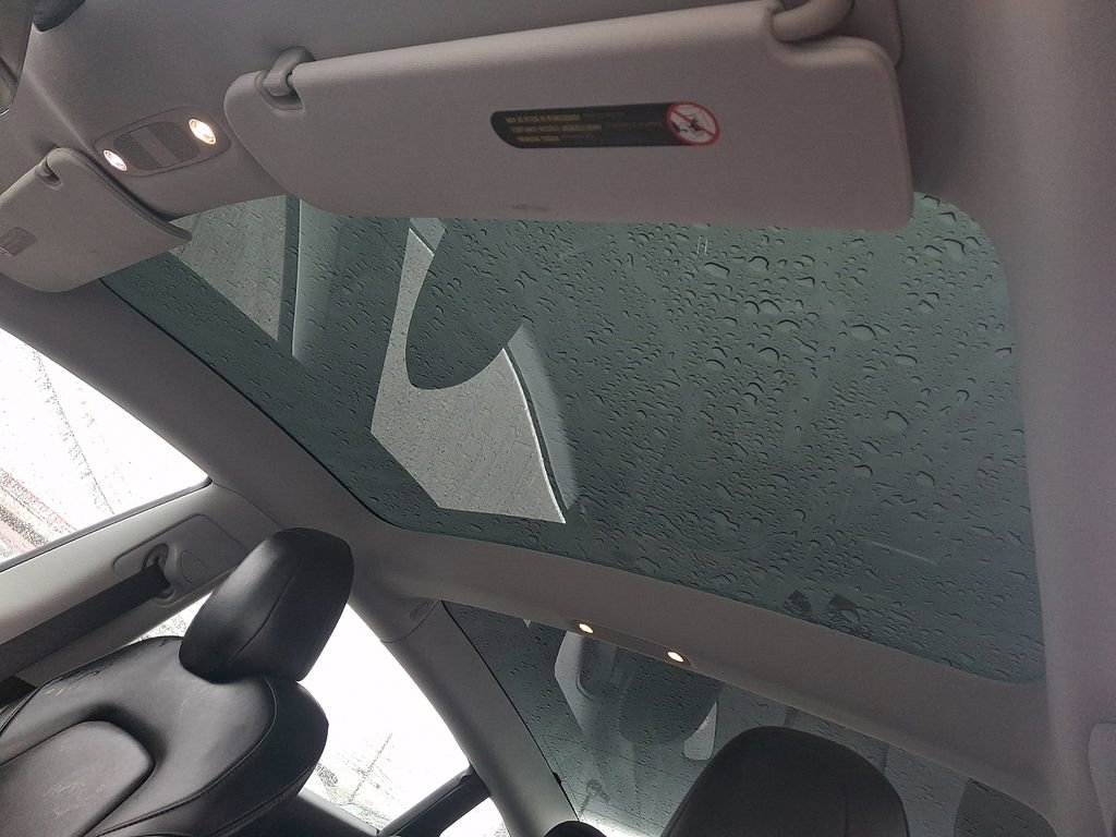 Used 2019 Tesla Model 3 Performance image 16