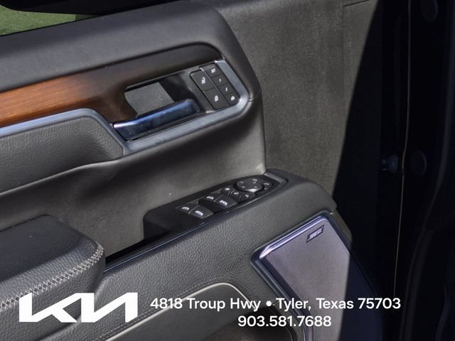 Used 2025 GMC Sierra 2500 Denali AWD/4WD image 24