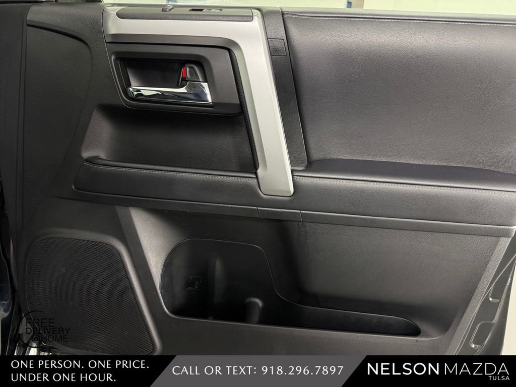 Used 2022 Toyota 4Runner Limited AWD/4WD image 45