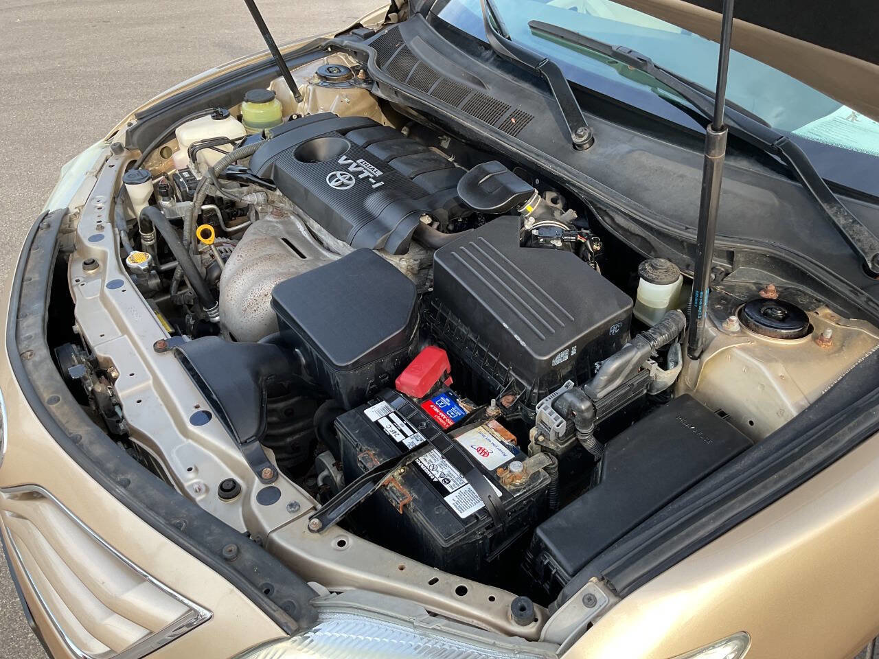 Used 2010 Toyota Camry LE image 41