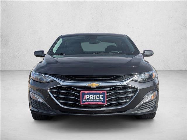 Used 2023 Chevrolet Malibu LT image 2