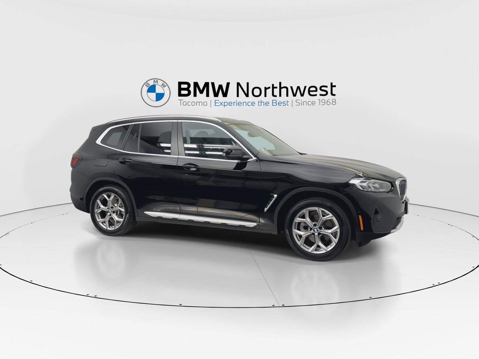 Used 2024 BMW X3 xDrive30i w/ Premium Package AWD/4WD image 6