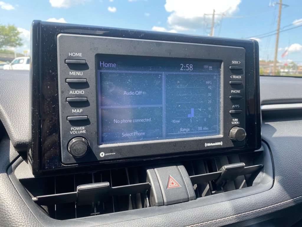 Used 2021 Toyota RAV4 LE FWD image 22