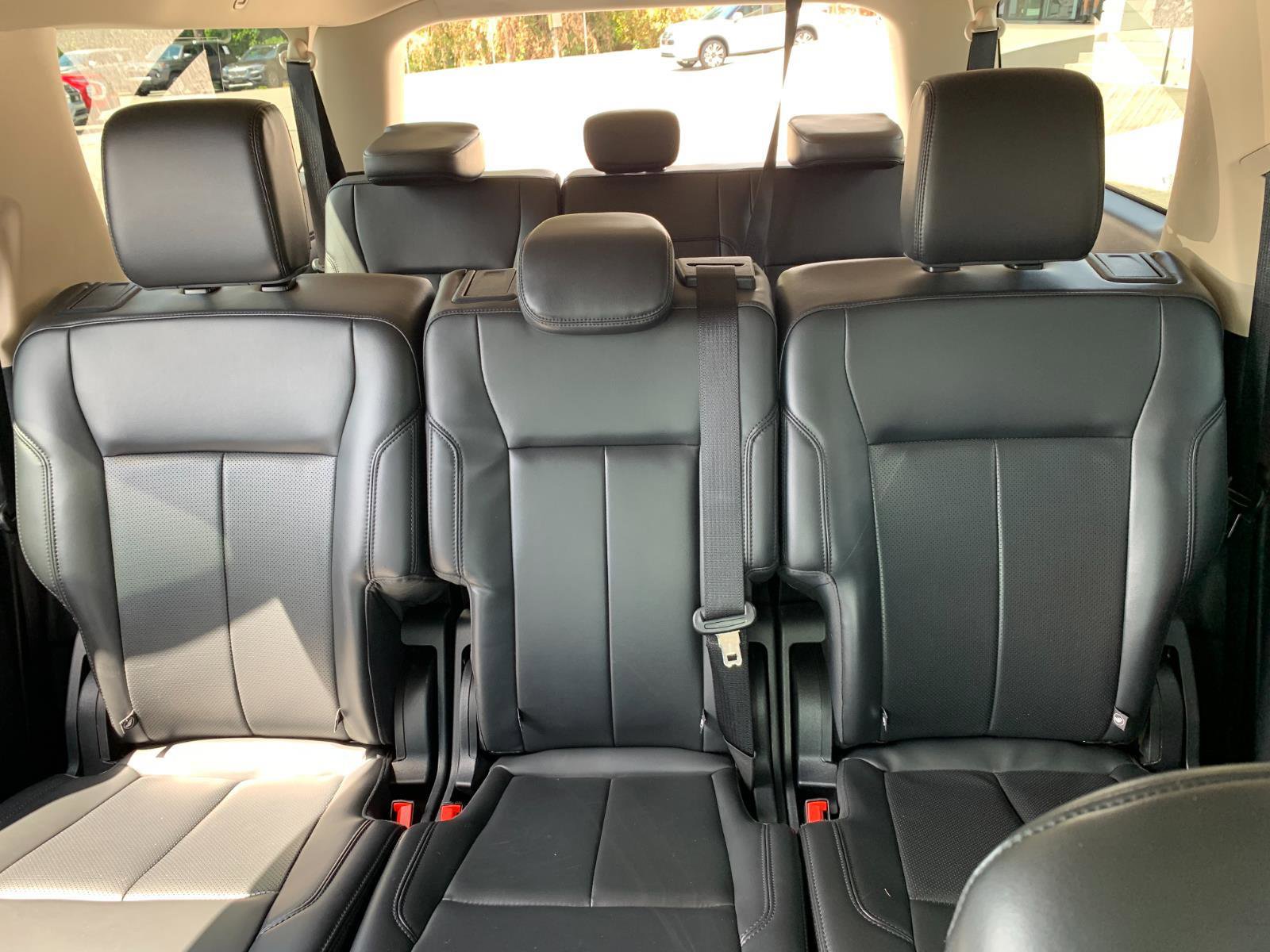 Used 2024 Ford Expedition Max XLT image 28