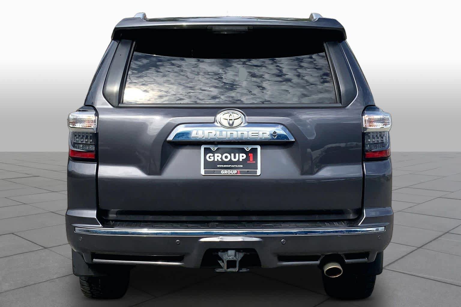 Used 2021 Toyota 4Runner Limited AWD/4WD image 5