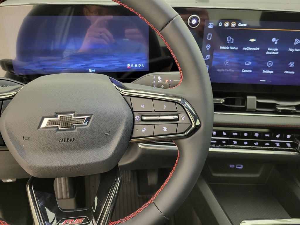 New 2026 Chevrolet Equinox RS w/ Convenience Package III FWD image 6