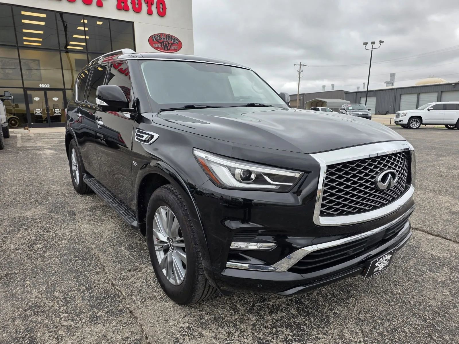 Used 2018 INFINITI QX80 2WD image 1