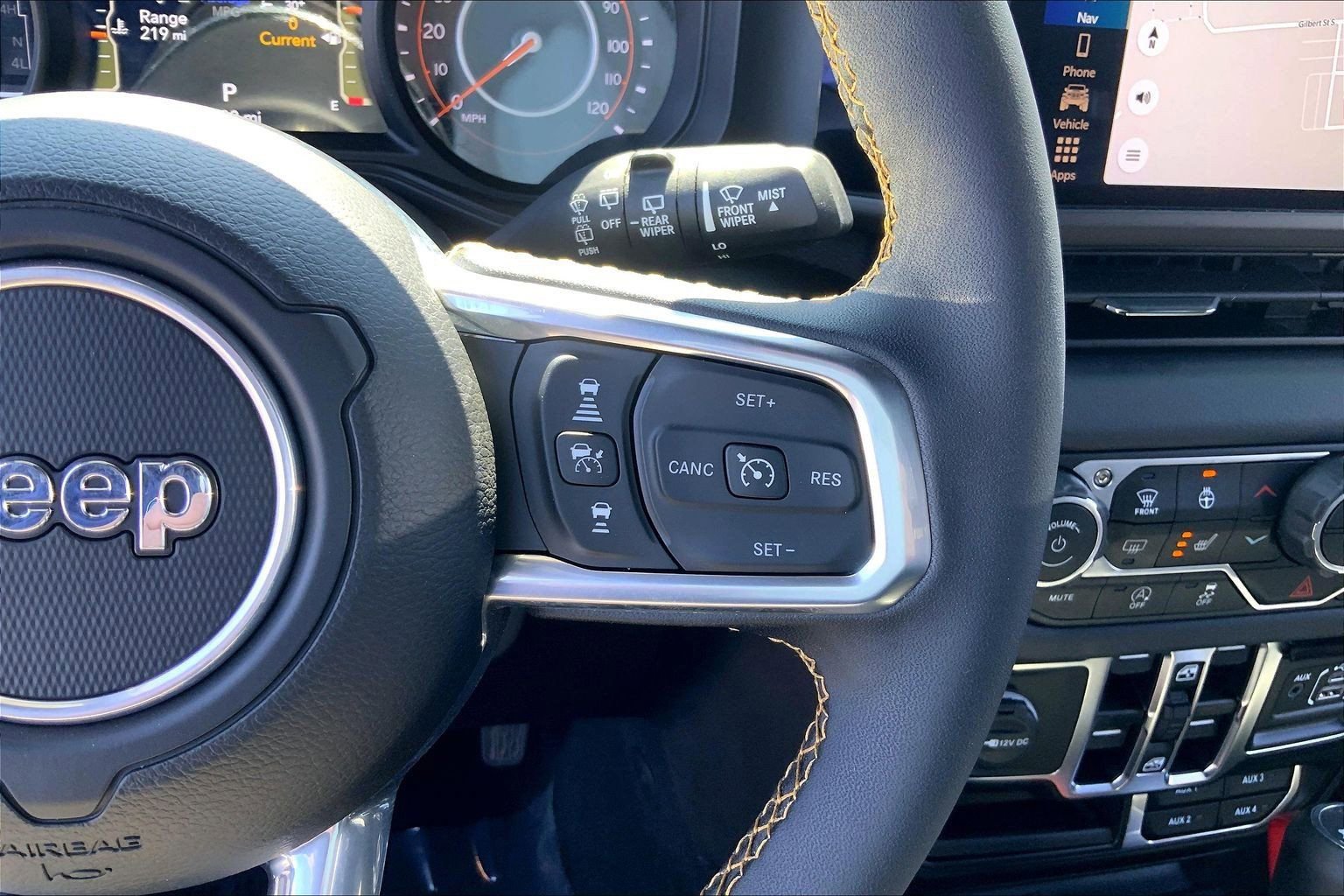 Certified 2025 Jeep Wrangler Sahara w/ Safety Group AWD/4WD image 23