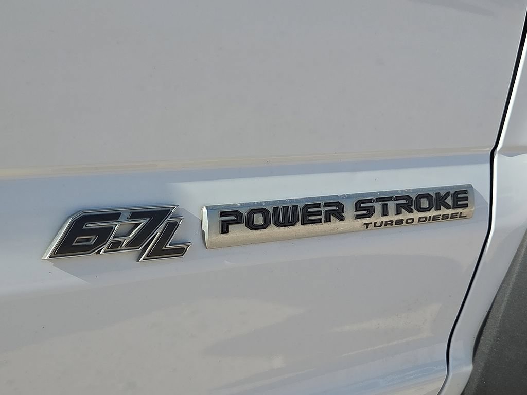 Used 2017 Ford F550 4x4 SuperCab Super Duty image 15