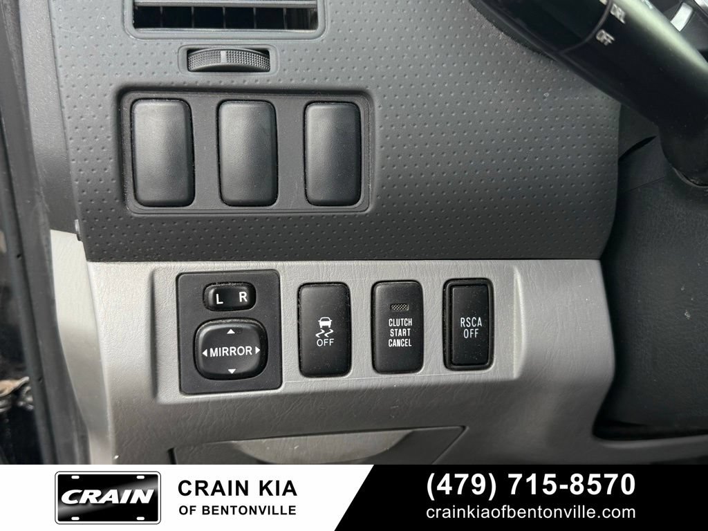 Used 2013 Toyota Tacoma 4x4 Access Cab w/ SR5 Pkg image 12