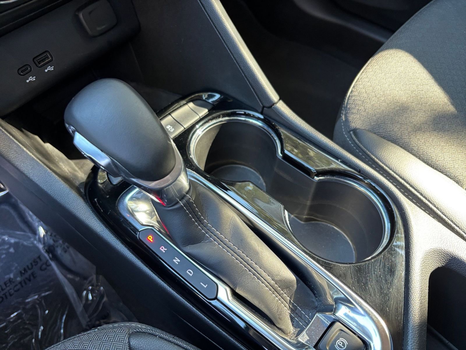 Used 2025 Buick Encore GX Preferred image 35