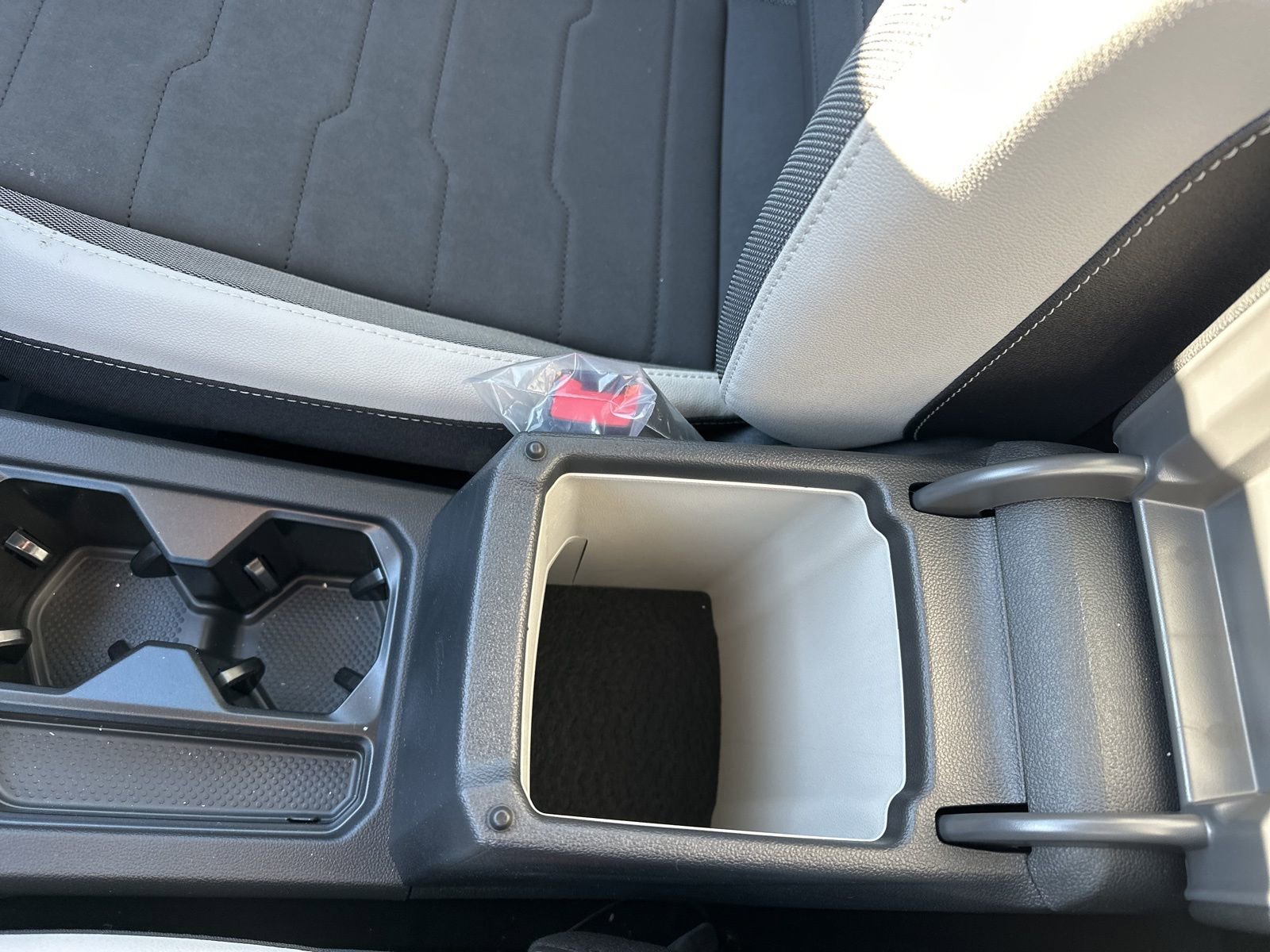 New 2026 Volkswagen Taos SE image 49