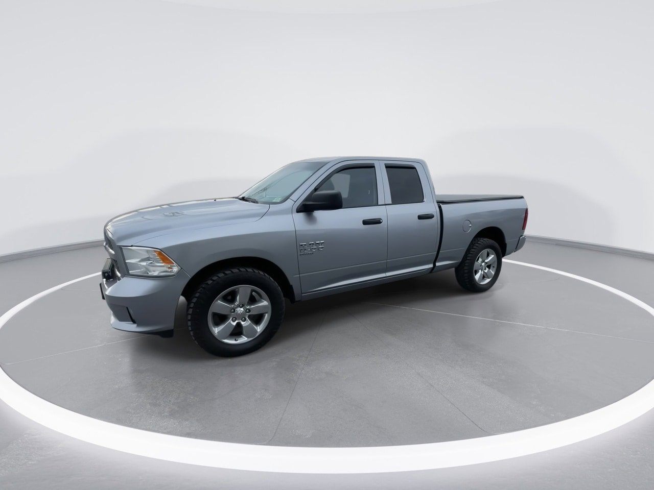 Used 2019 RAM 1500 Express w/ Express Value Package AWD/4WD image 8