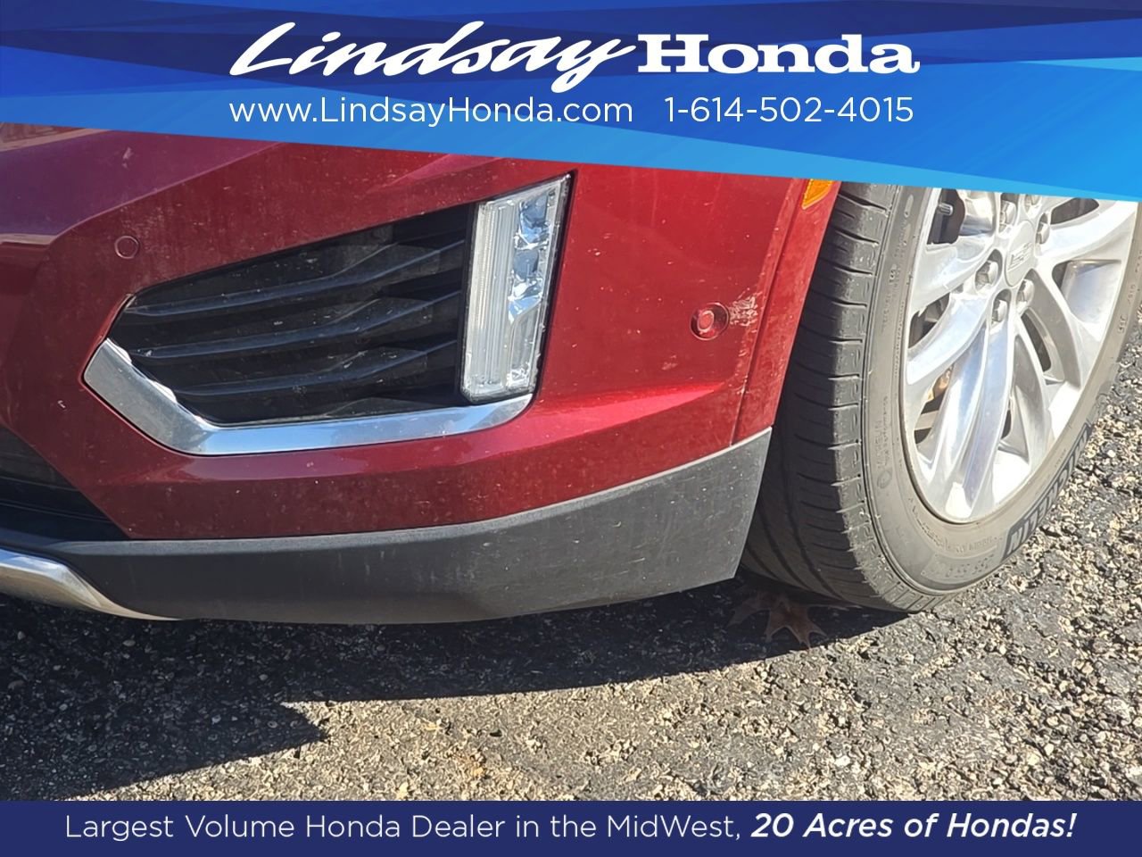 Used 2018 Cadillac XT5 Platinum w/ Driver Assist Package image 3