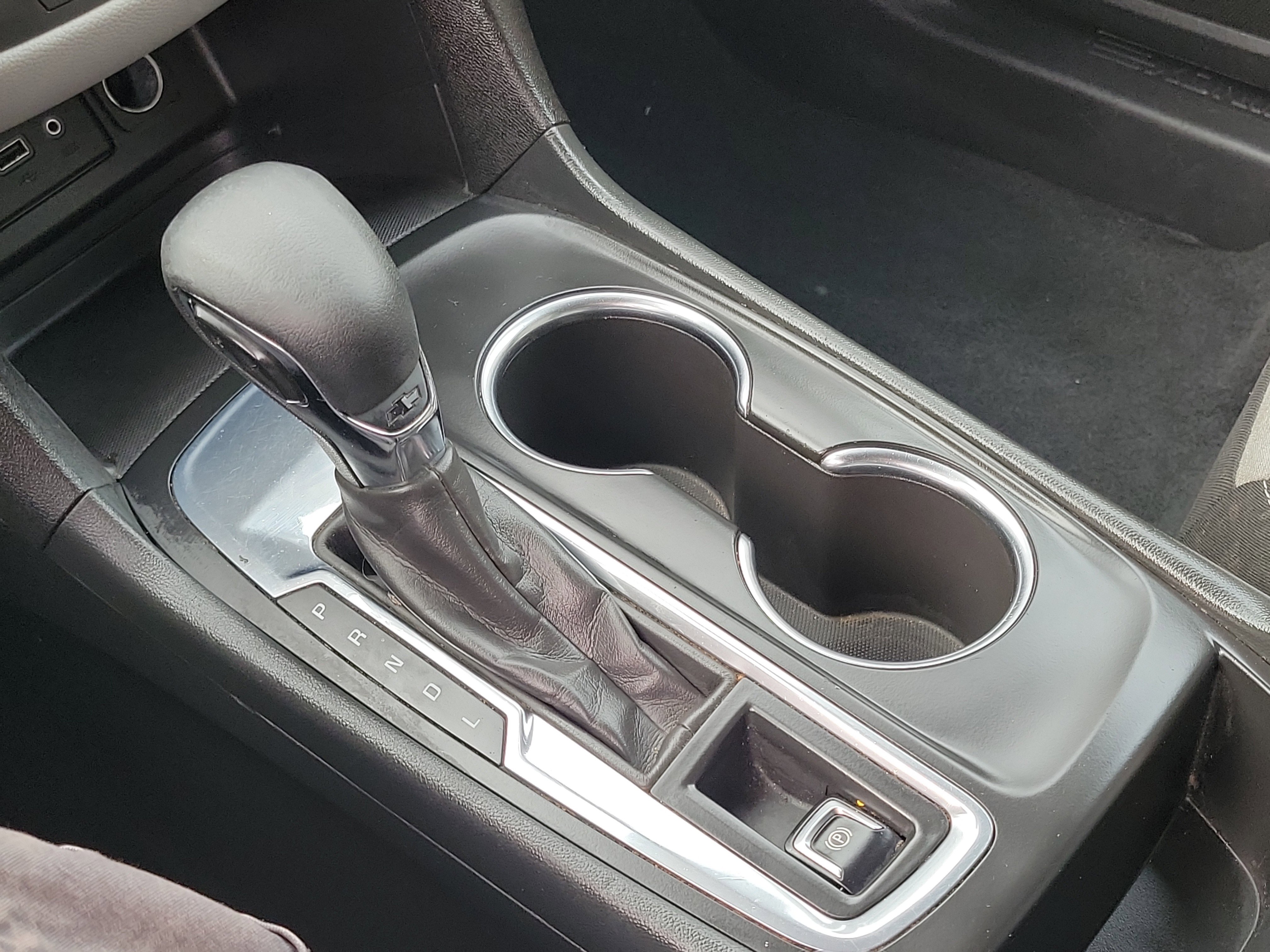 Used 2023 Chevrolet Equinox LS w/ LS Convenience Package image 13