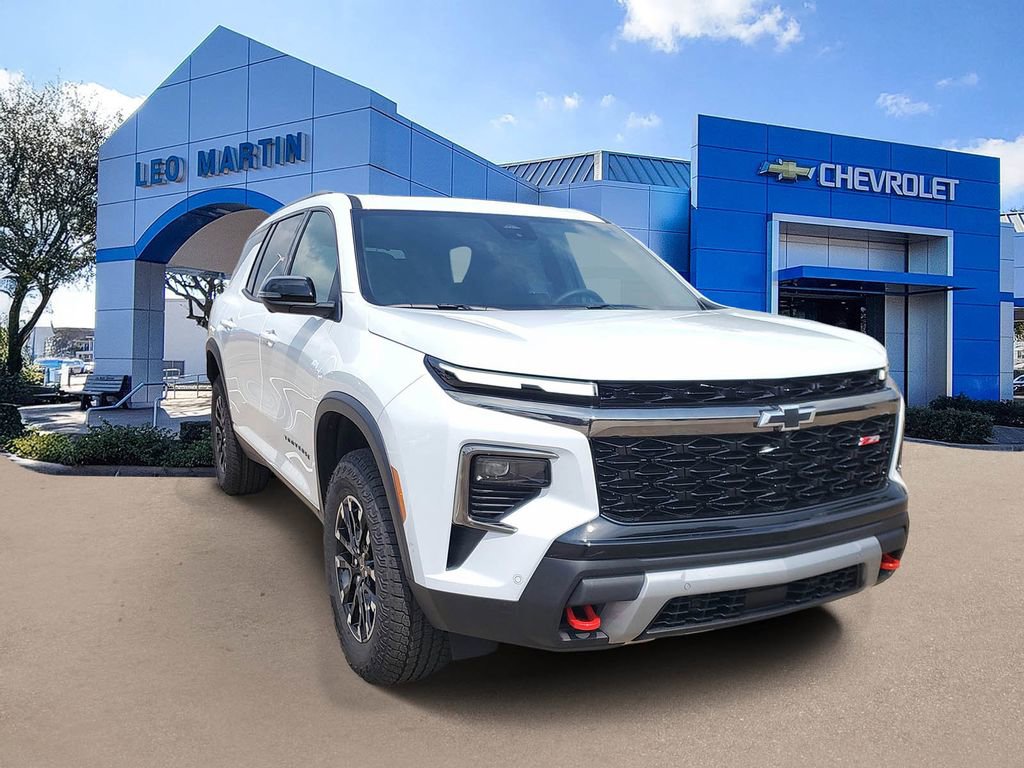 New 2026 Chevrolet Traverse Z71 w/ Enhanced Driving Package AWD/4WD image 2