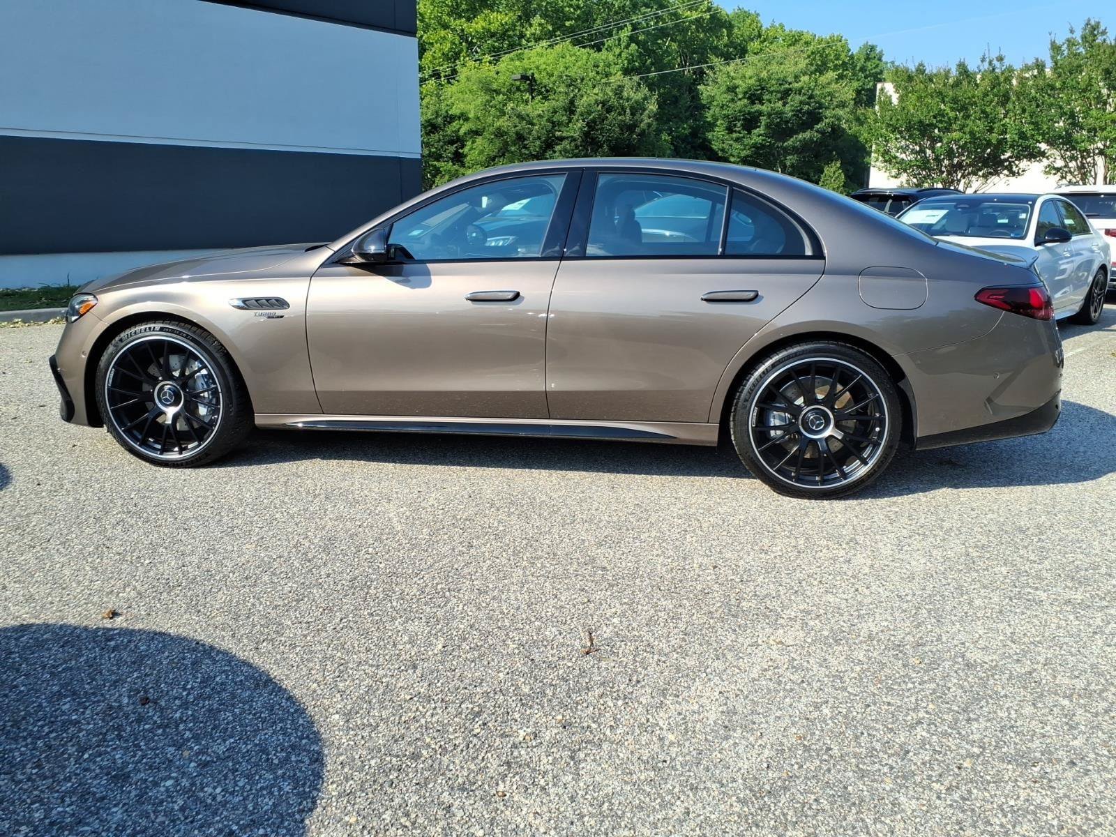 New 2026 Mercedes-Benz E 53 AMG e 4MATIC Sedan image 9