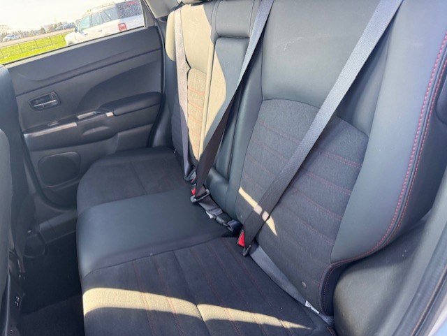 Used 2025 Mitsubishi Outlander Sport SE image 23