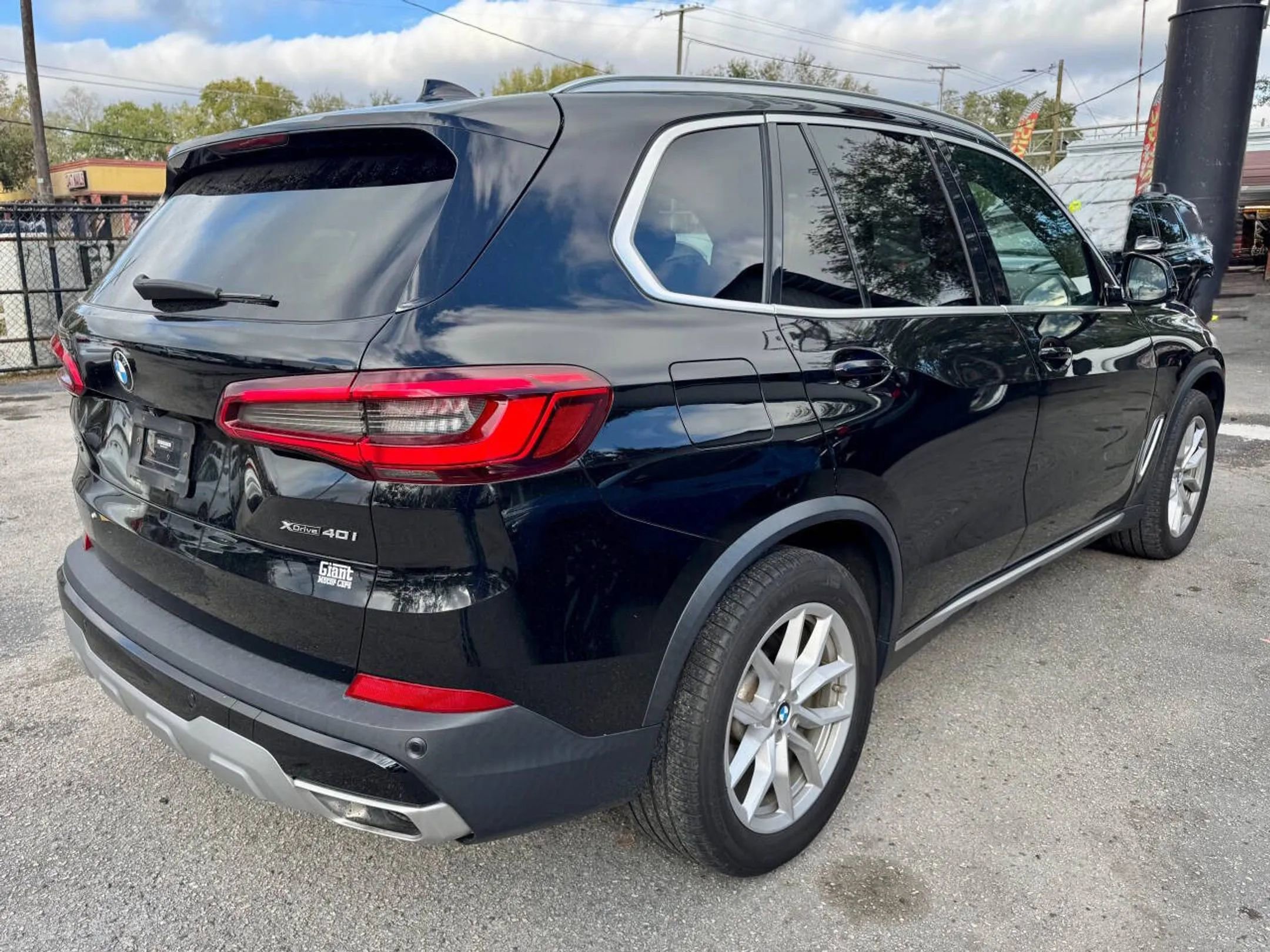 Used 2019 BMW X5 xDrive40i w/ Convenience Package image 4